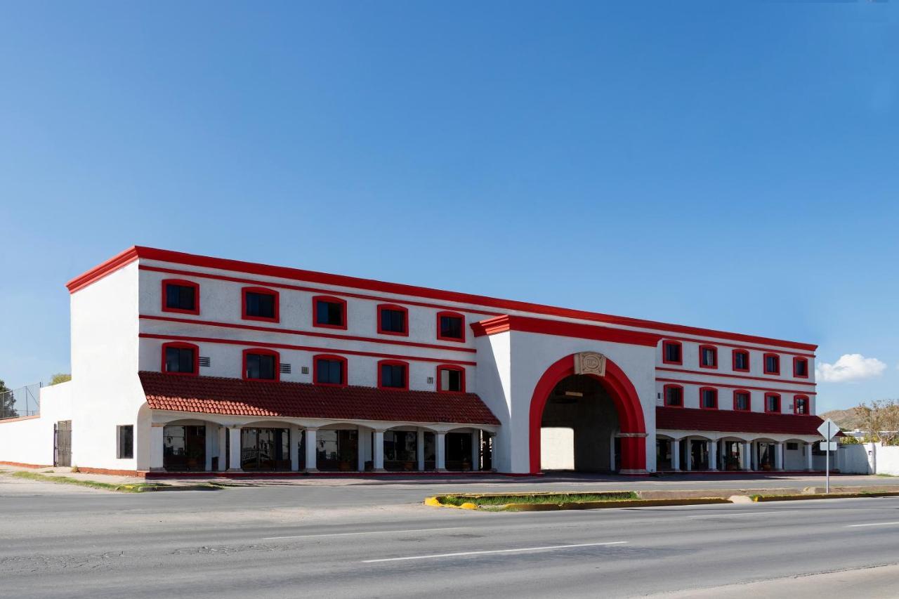 Oyo Hotel Real Del Sur, Estadio Chihuahua Exterior photo
